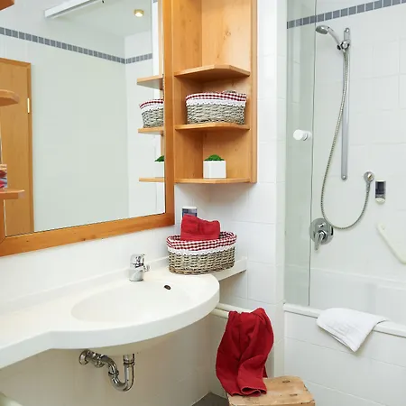 Jens Weissflog מלון