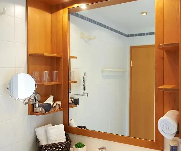 فندق Jens Weissflog كورورت اوبرويسنثا